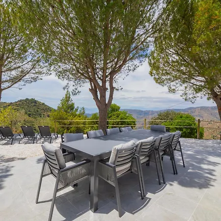 Holiday home Cubo's Casa Pineda Malaga
