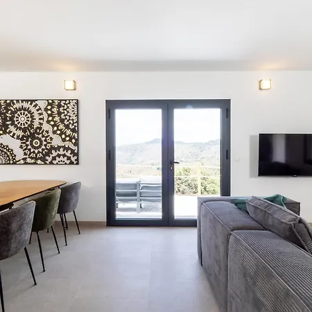 Cubo's Casa Pineda Holiday home