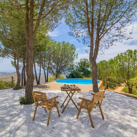 Cubo's Casa Pineda Holiday home *